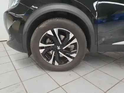 Photo 8 Peugeot 2008  1.5 BlueHDi 130ch S&S GT Line EAT8 7cv