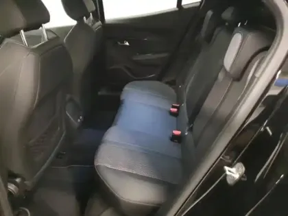 Photo 12 Peugeot 2008  1.5 BlueHDi 130ch S&S GT Line EAT8 7cv