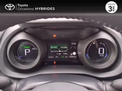 Photo 13 Toyota Yaris  Cross 116h Dynamic MC24