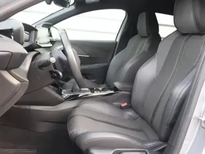 Photo 8 Peugeot 208  1.5 BlueHDi 100ch S&S GT