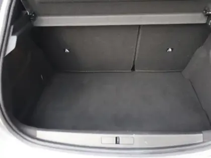 Photo 5 Peugeot 208  1.5 BlueHDi 100ch S&S GT