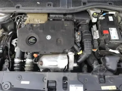 Photo 11 Peugeot 208  1.5 BlueHDi 100ch S&S GT