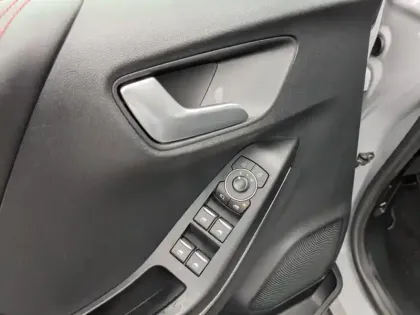 Photo 7 Ford Puma  1.0 Flexifuel 125ch S&S mHEV ST-Line X