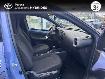 Photo 5 Toyota Aygo  X 116h Graphic