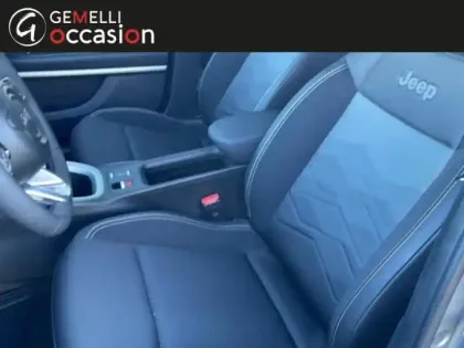 Photo 6 Jeep Avenger  Electrique 156ch 115kW Summit