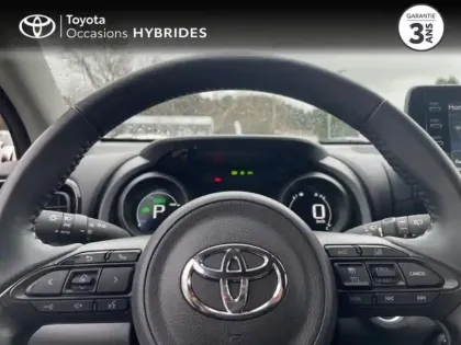 Photo 12 Toyota Yaris  116h Design 5p MY22