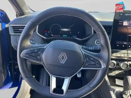 Photo 11 Renault Clio  1.6 E-Tech 145ch full hybrid esprit Alpine - 25