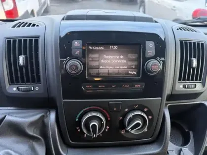 Photo 7 Citroën Jumper  Fg 30 L1H1 2.2 BlueHDi 140 S&S Club