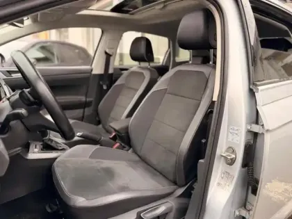 Photo 14 Volkswagen Taigo Gén. I Ph1 Style 5