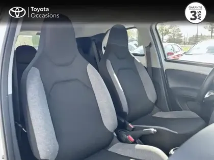 Photo 5 Toyota Aygo  X 1.0 VVT-i 72ch Dynamic S-CVT MY24