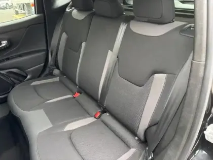 Photo 9 Jeep Renegade  1.5 Turbo T4 130ch MHEV Limited BVR7