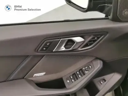Photo 12 BMW Serie 1 Série 1 120dA 163ch M Sport DKG7