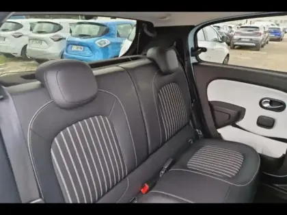 Photo 10 Renault Twingo Gén. III (C07) Ph2 NG Techno 5
