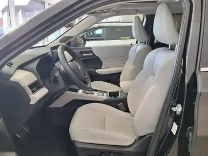 Photo 9 Mitsubishi Outlander  2.4 PHEV 306ch Instyle 4WD