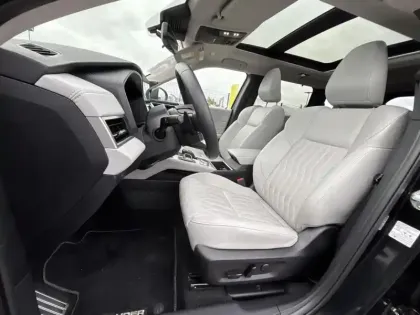 Photo 25 Mitsubishi Outlander  2.4 PHEV 306ch Instyle 4WD