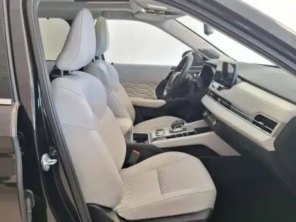 Photo 10 Mitsubishi Outlander  2.4 PHEV 306ch Instyle 4WD