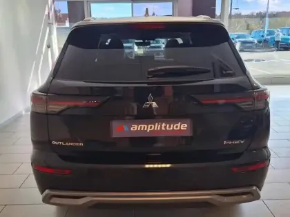 Photo 5 Mitsubishi Outlander  2.4 PHEV 306ch Instyle 4WD