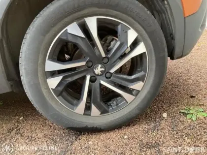 Photo 10 Peugeot 2008  1.2 PureTech 100ch S&S Allure Pack