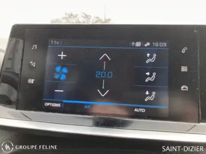 Photo 12 Peugeot 2008  1.2 PureTech 100ch S&S Allure Pack