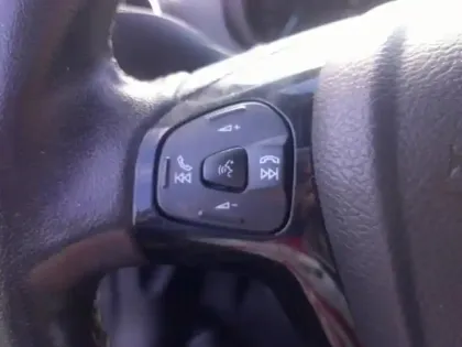 Photo 12 Ford Ka + 1.2 Ti-VCT 85ch Ultimate