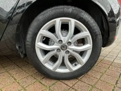 Photo 8 Renault Clio  1.2 TCe 120ch energy Intens EDC 5p