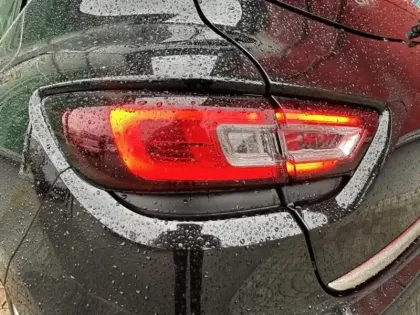 Photo 6 Renault Clio  1.2 TCe 120ch energy Intens EDC 5p