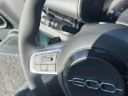 Photo 12 Fiat 600  1.2 Hybrid Turbo 145ch eDCT6