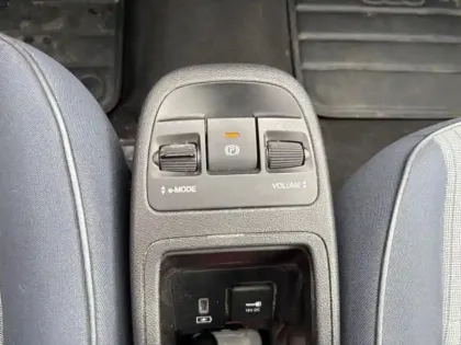 Photo 11 Fiat 500  e 118ch Icône