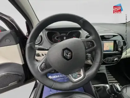Photo 11 Renault Captur  1.3 TCe 150ch FAP Initiale Paris