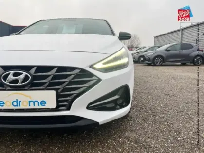 Photo 12 Hyundai I30  1.0 T-GDi 120ch Hybrid 48V Creative DCT-7