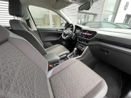 Photo 8 Volkswagen T-cross  1.0 TSI 110ch R-Line Tech DSG7