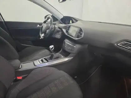 Photo 9 Peugeot 308  SW 1.6 BlueHDi 120ch Allure S&S