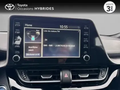 Photo 14 Toyota C-HR  1.8 Hybride 122ch Dynamic Ultimate E-CVT