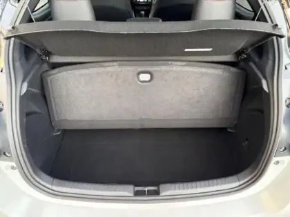 Photo 14 Toyota Yaris  116h GR Sport 5p MY22