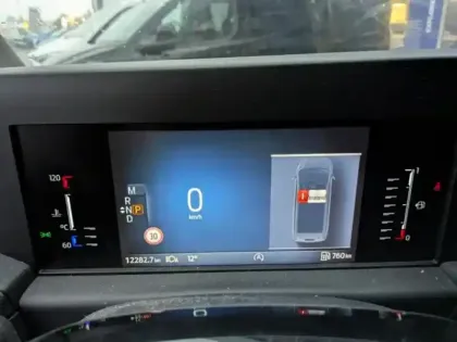 Photo 8 Ford Custom Gén. II Ph1 Trend 1