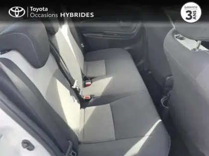 Photo 6 Toyota Yaris  100h Dynamic 5p RC19