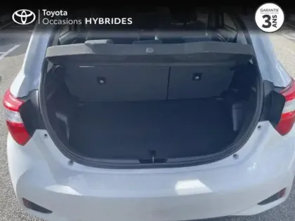 Photo 9 Toyota Yaris  100h Dynamic 5p RC19