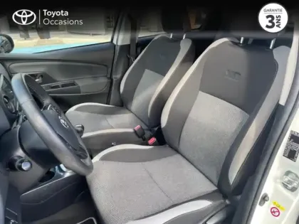 Photo 10 Toyota Yaris  110 VVT-i Design Y20 5p MY19