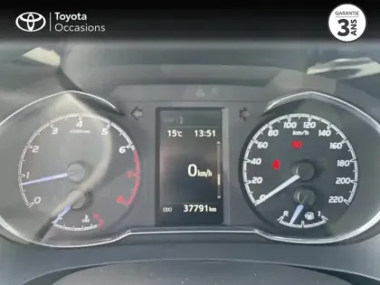 Photo 13 Toyota Yaris  110 VVT-i Design Y20 5p MY19