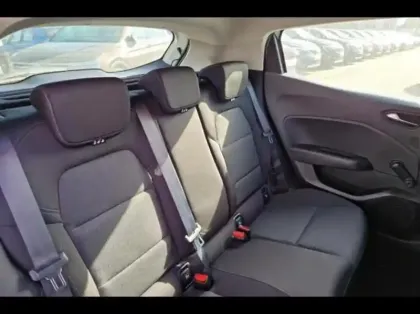 Photo 10 Renault Clio  1.6 E-Tech hybride 140ch Zen -21N