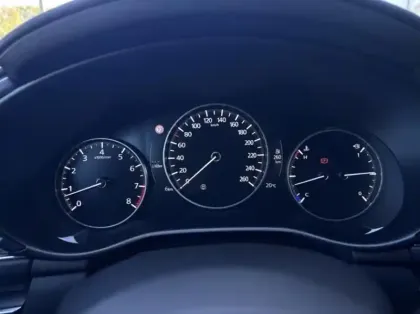 Photo 10 Mazda Mazda3 Mazda 3 2.0 e-SKYACTIV-X M-Hybrid 186ch Homura 2025