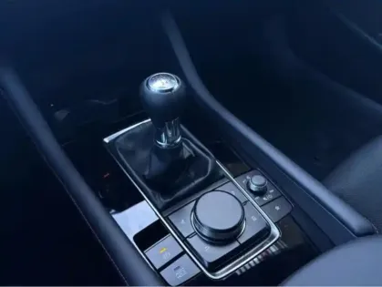 Photo 12 Mazda Mazda3 Mazda 3 2.0 e-SKYACTIV-X M-Hybrid 186ch Homura 2025