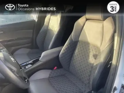 Photo 10 Toyota C-HR  122h Distinctive 2WD E-CVT MY22