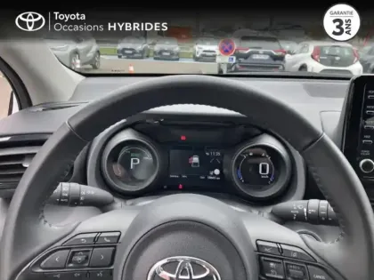 Photo 12 Toyota Yaris  116h Design 5p MY22