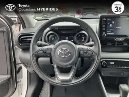 Photo 10 Toyota Yaris  116h Design 5p MY22