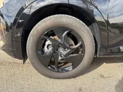 Photo 11 Alfa Romeo Junior  1.2 Ibrida 136ch DCT6