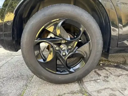 Photo 13 Alfa Romeo Junior  1.2 Ibrida 136ch DCT6