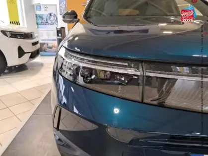 Photo 27 Opel Grandland Gén. II Ph1 GS 5