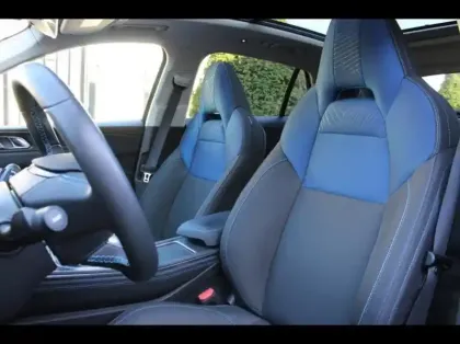 Photo 10 Lynk&co 01  1.5 PHEV 261ch DCTH 7