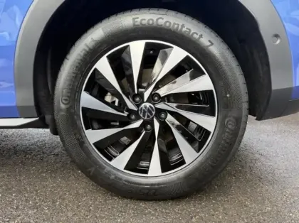 Photo 5 Volkswagen T-roc  1.5 eTSI 116ch Life DSG7